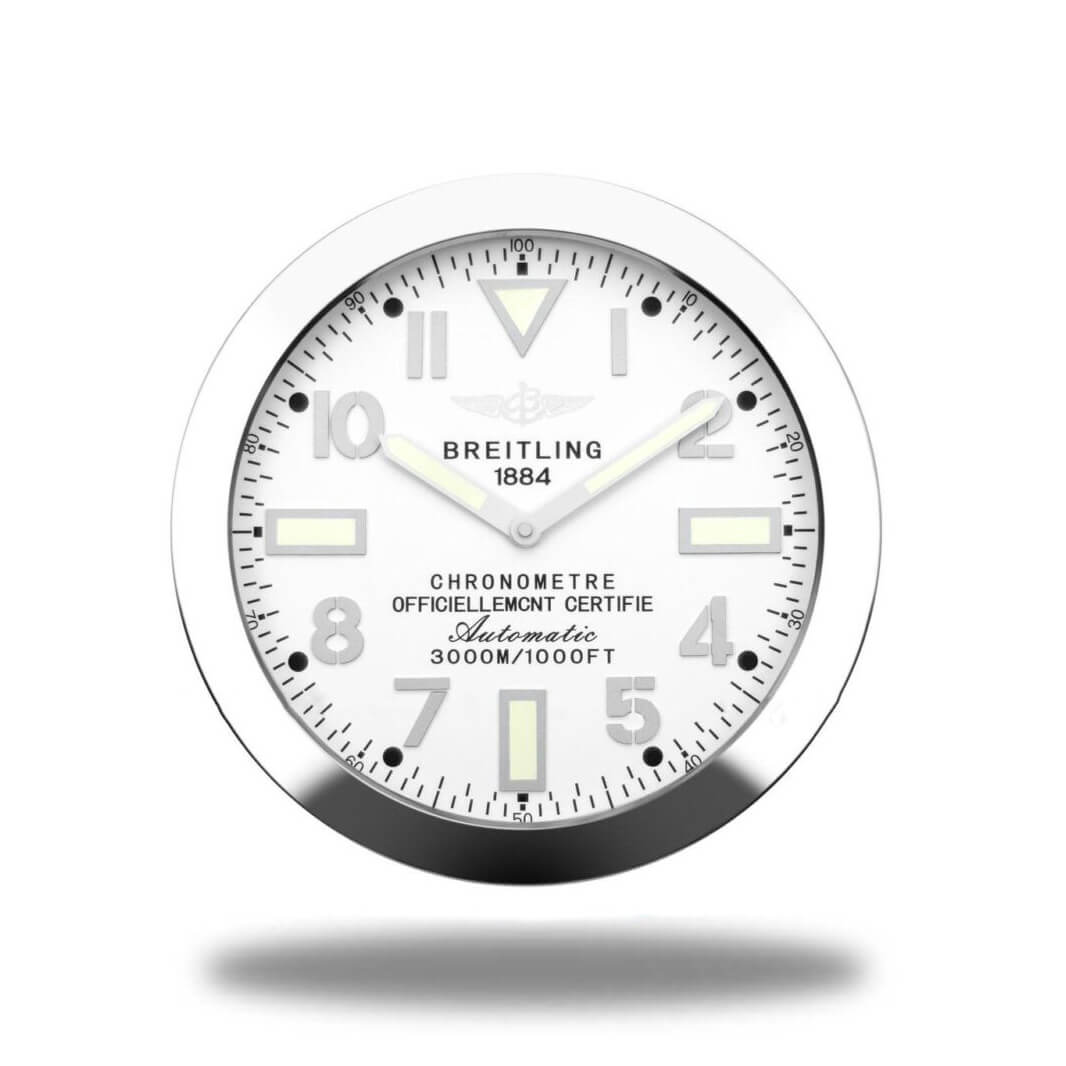 Breitling Avenger BR02