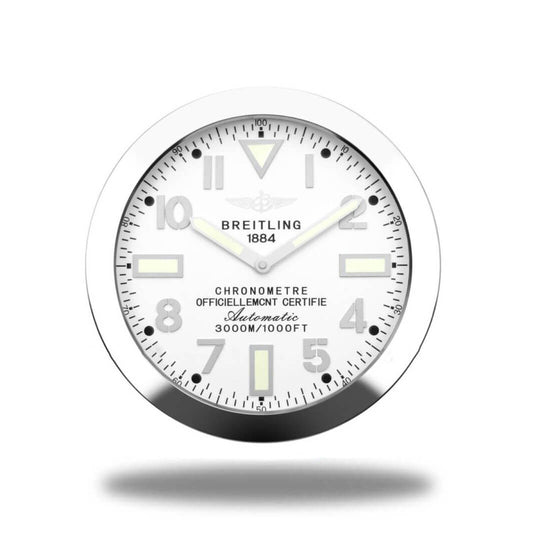 Breitling Avenger BR02