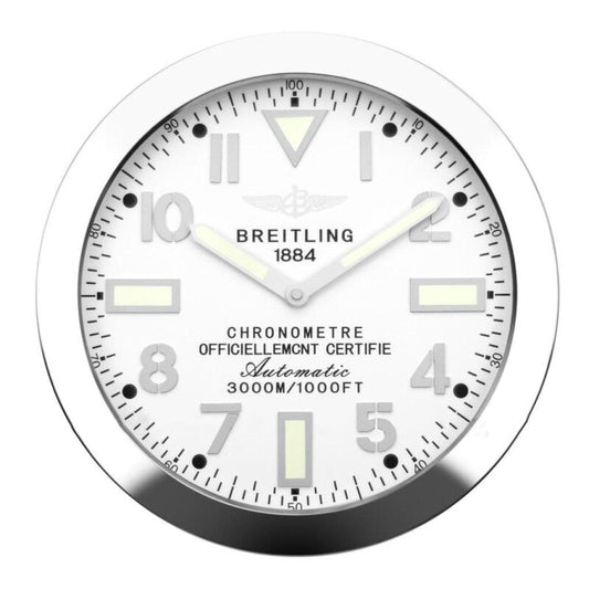 Breitling Avenger BR02